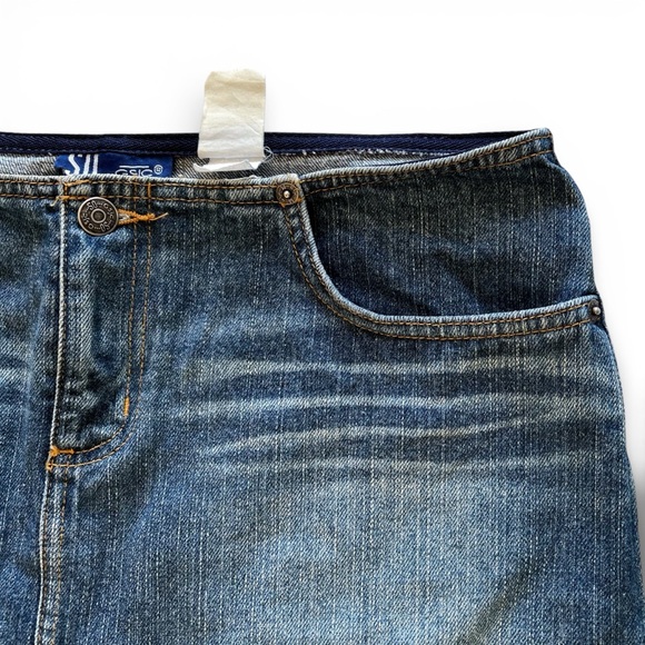 Classic Blue Denim Skirt - Picture 3 of 3